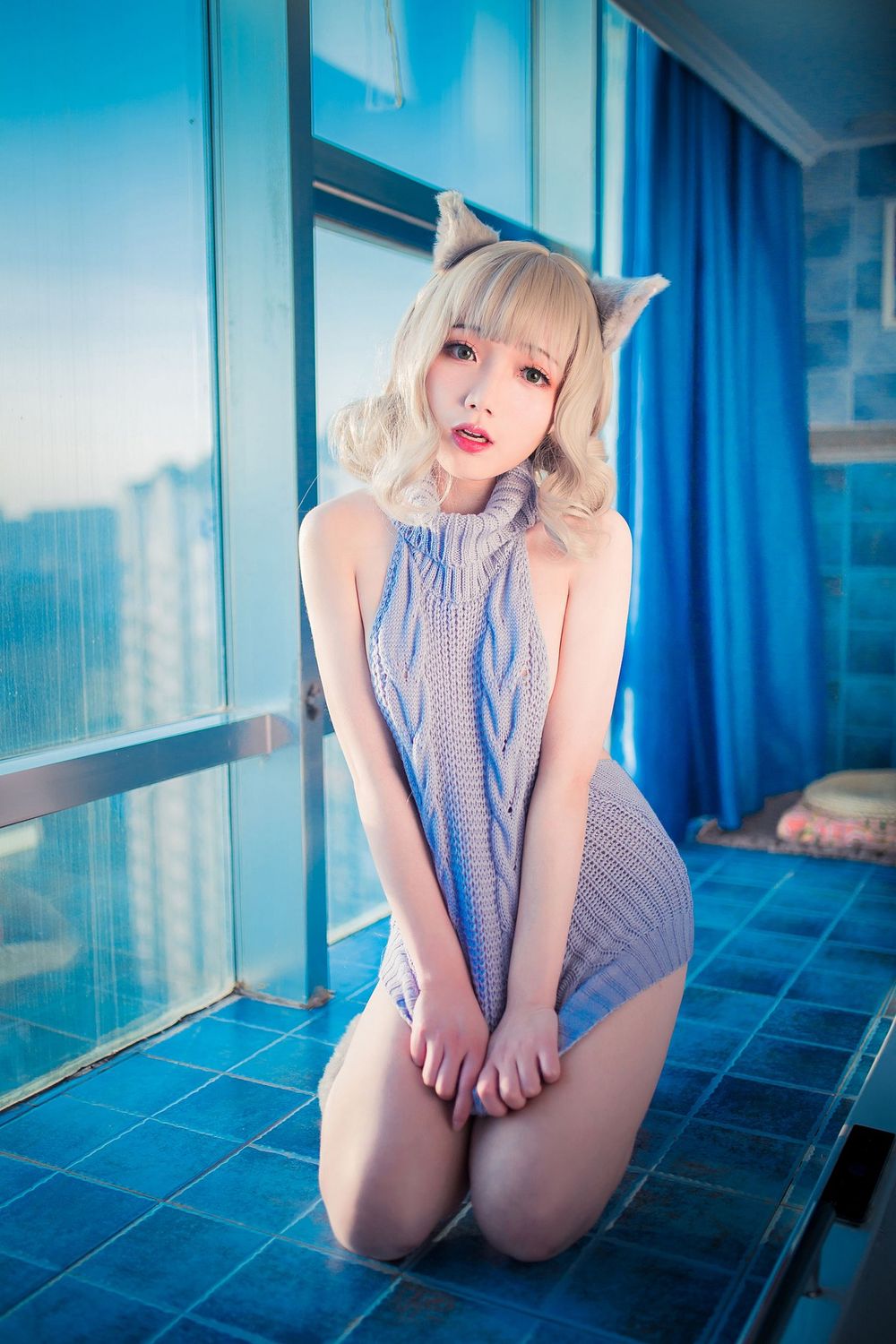 萌妹子真央Mao露背毛衣秀完美身材猫女郎装扮性感写真