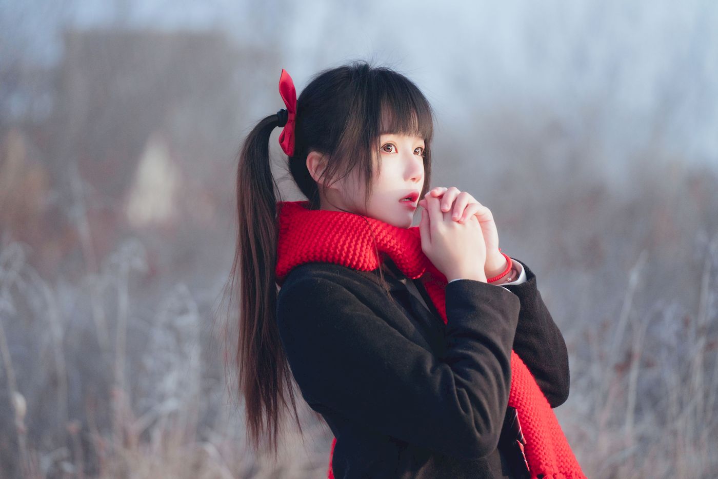 桜桃喵红色大围巾校服格子裙清纯风