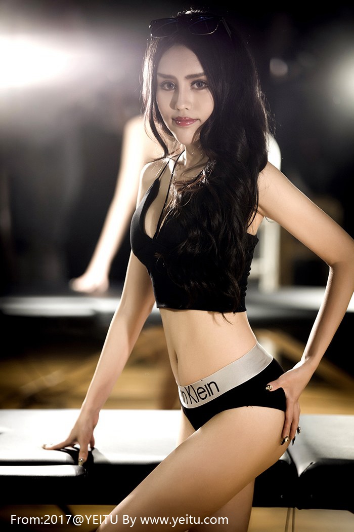 拳击宝贝陈迪娅化身性感妖姬大尺度冷艳写真